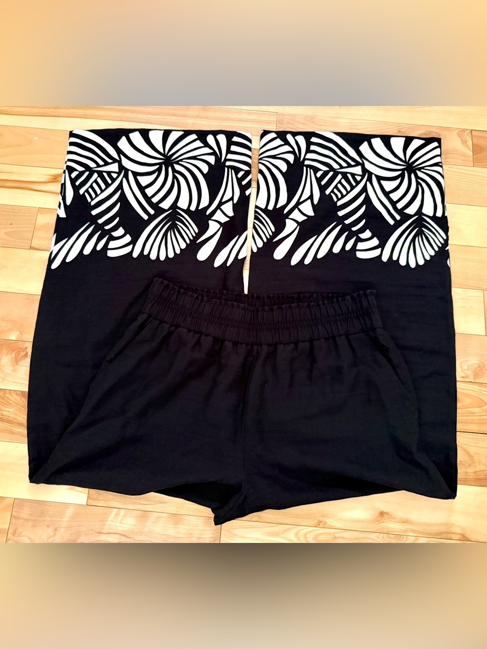 Nine West Black and White wide leg pants